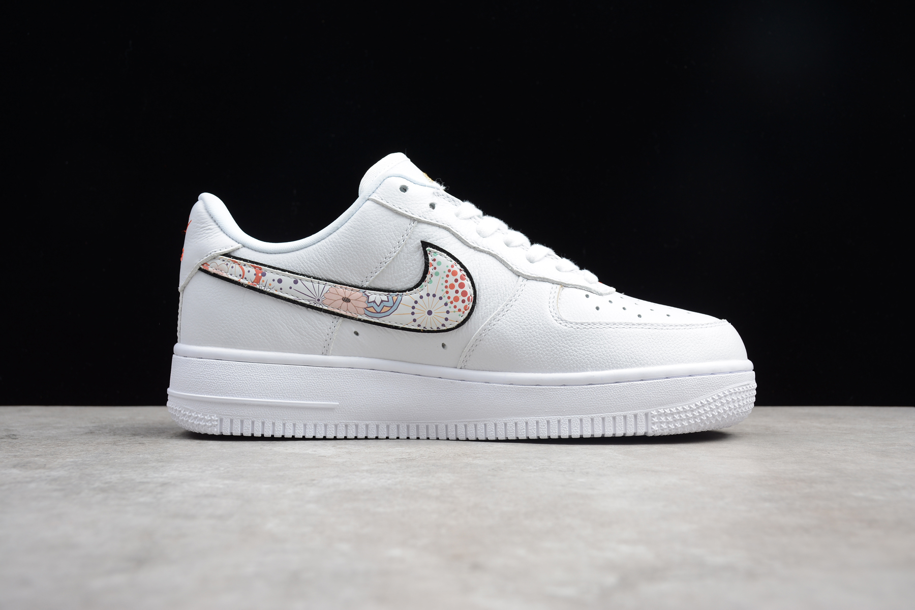 air force 1 white and red womens