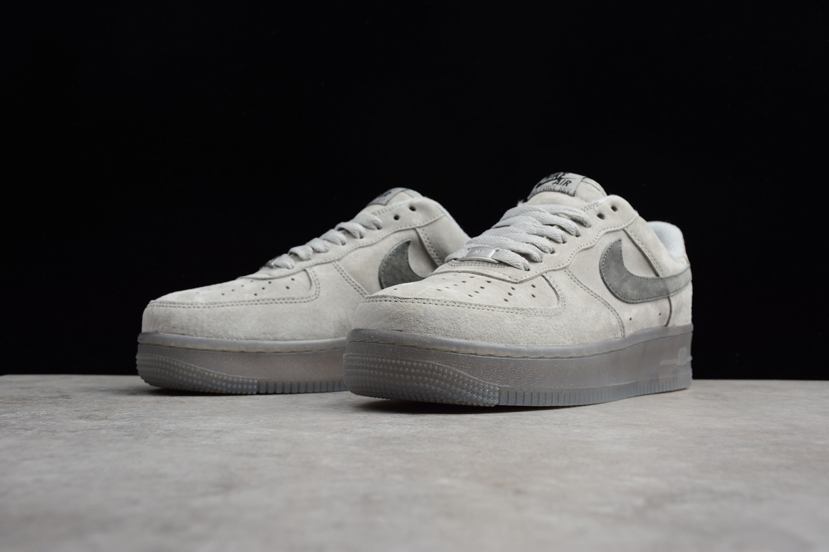Reigning Champ x Nike Air Force 1 Low '07 LV8 Suede Light Grey/Black