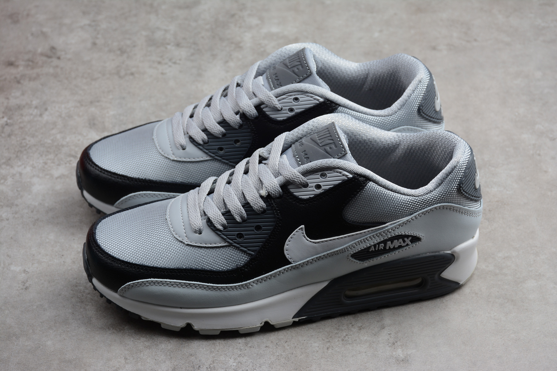 Nike Air Max 90 Essential Wolf Greywhite Pure Platinum For Sale